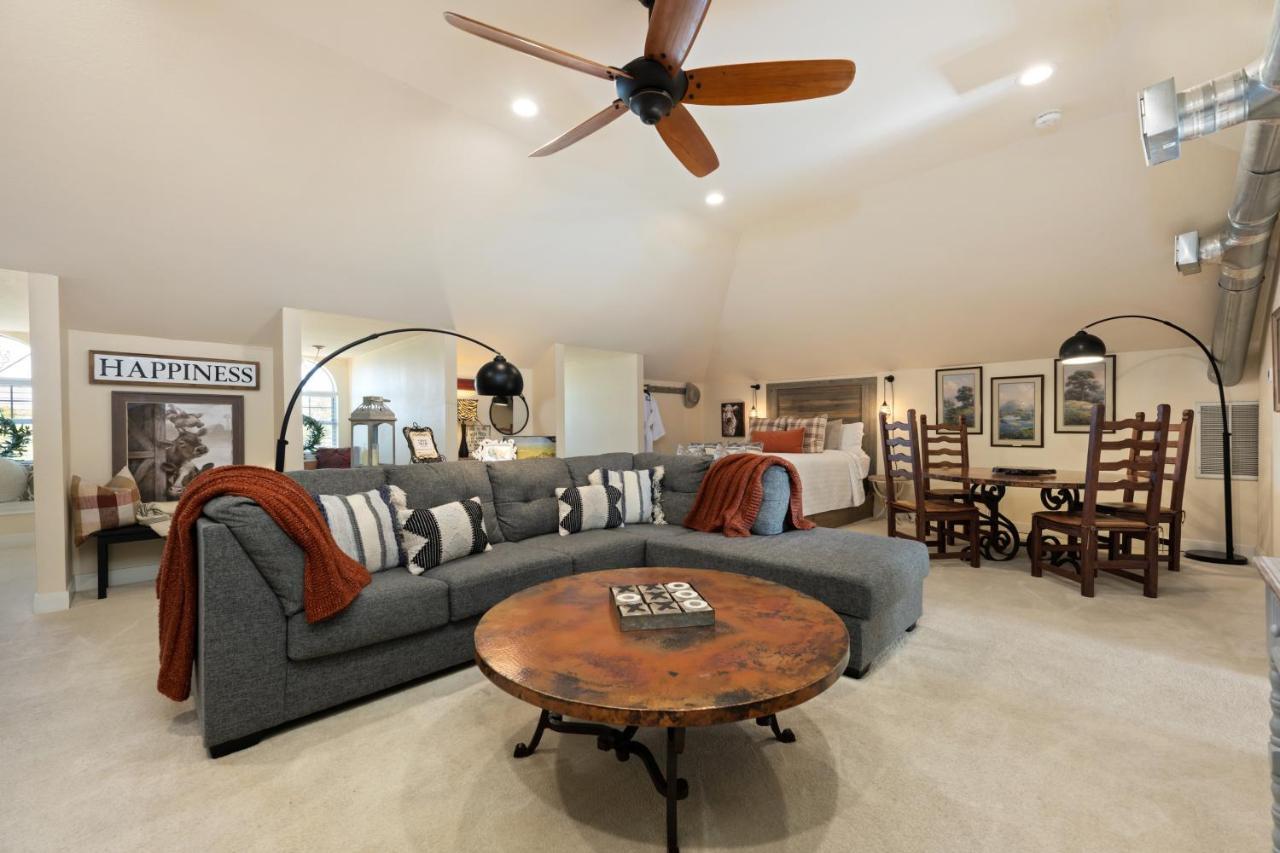 The Plantation House Boutique Inn Pflugerville Exteriör bild