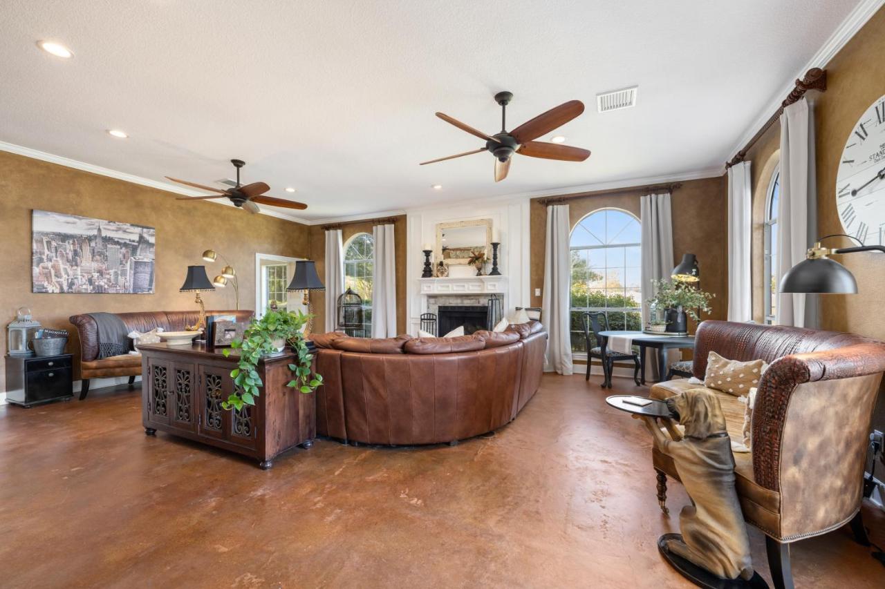 The Plantation House Boutique Inn Pflugerville Exteriör bild