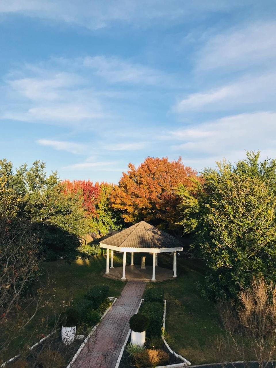 The Plantation House Boutique Inn Pflugerville Exteriör bild