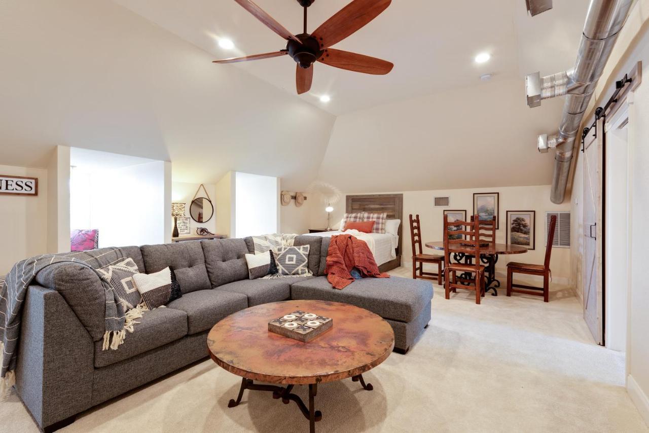 The Plantation House Boutique Inn Pflugerville Exteriör bild